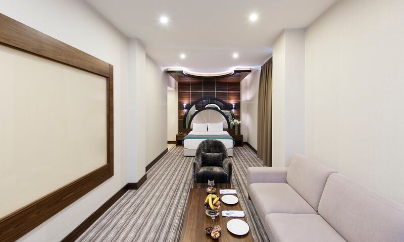 Akrones Otel