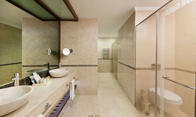 Akrones Otel