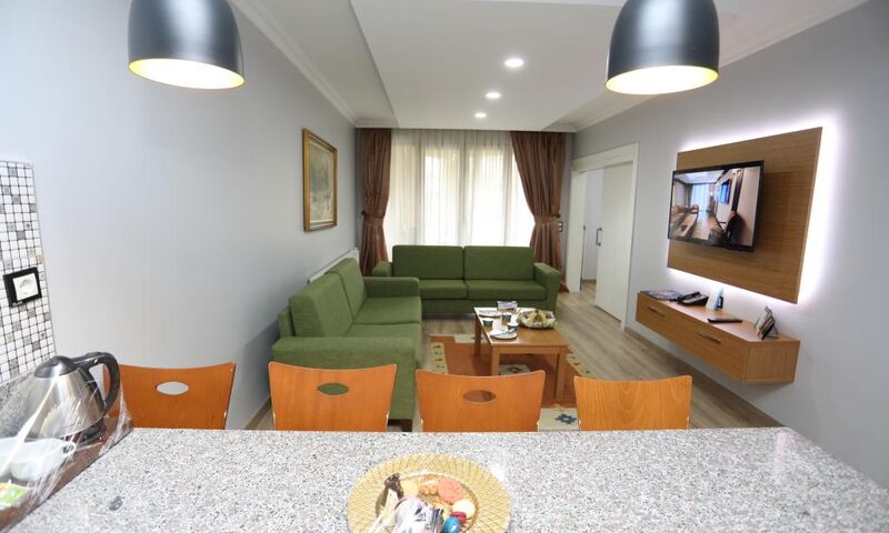Eliz Hotel Convention Center Thermal Spa & Wellness