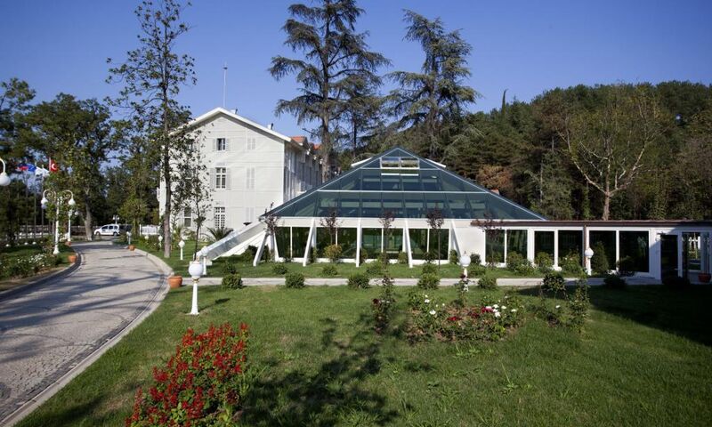 Limak Thermal Boutique Hotel Termal / Yalova